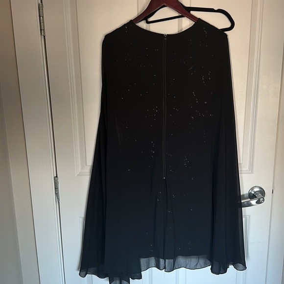 SHEIN black sleeve dress sequins with cape size large - Picture 3 of 3
